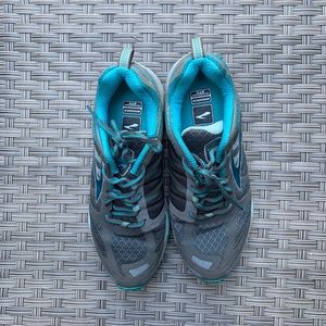 Brooks Cascadia Running Shoes